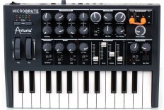 Синтезатор Arturia MicroBrute